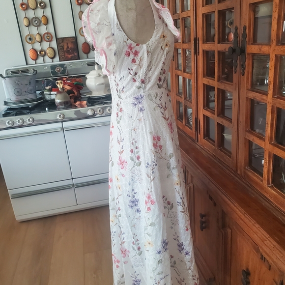 Petal & Pup Cream Midi Dress with Pastel Floral Motif - Picture 5 of 10